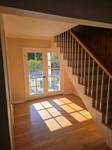 2124 Oxford, Sacramento, CA 95815