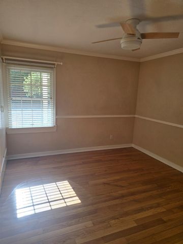 2124 Oxford, Sacramento, CA 95815
