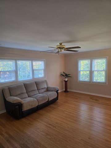 2124 Oxford, Sacramento, CA 95815