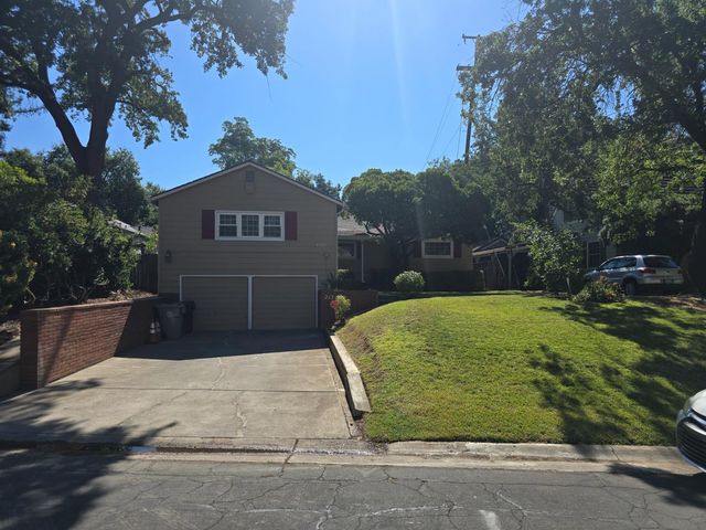 2124 Oxford, Sacramento, CA 95815