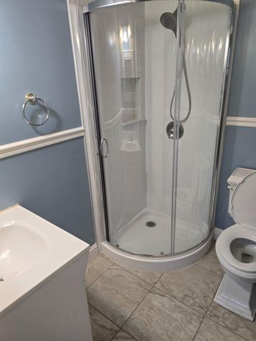 2124 Oxford, Sacramento, CA 95815