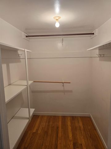 2124 Oxford, Sacramento, CA 95815