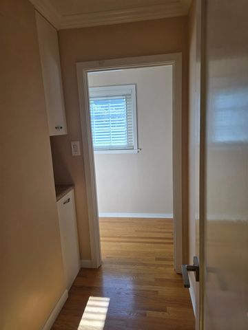 2124 Oxford, Sacramento, CA 95815