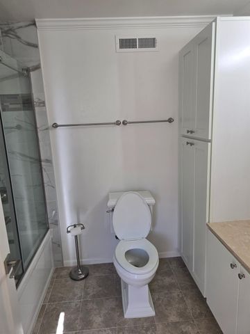 2124 Oxford, Sacramento, CA 95815