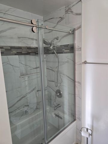 2124 Oxford, Sacramento, CA 95815