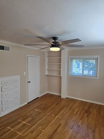 2124 Oxford, Sacramento, CA 95815