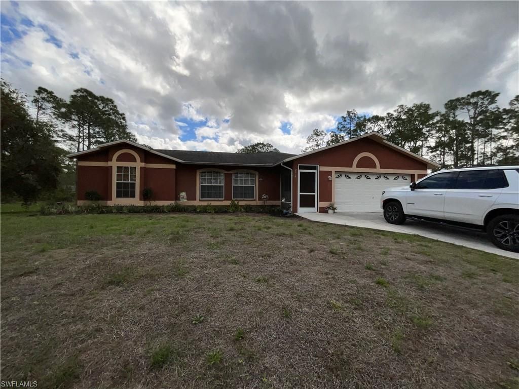 2218 Jackson AVE, Alva, FL 33920