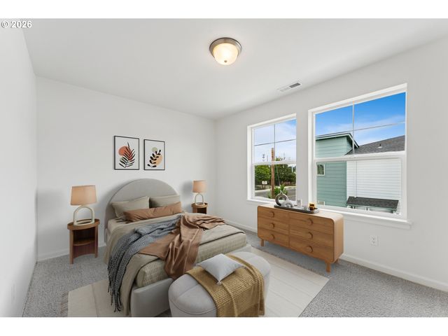 8660 Se Crescent Dr, Hillsboro, OR 97124