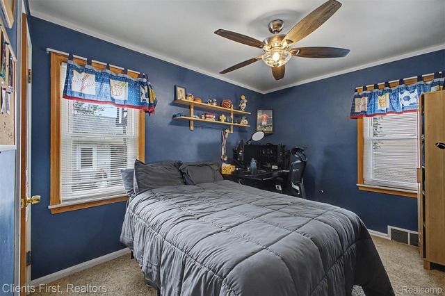 24631 Carlysle Street, Dearborn, MI 48124
