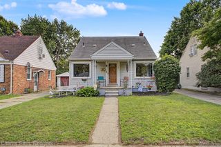 24631 Carlysle Street, Dearborn, MI 48124