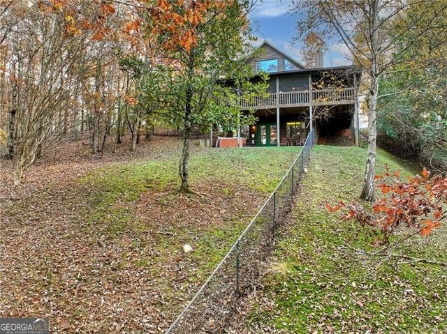 100 Arrow Way, Mineral Bluff, GA 30559