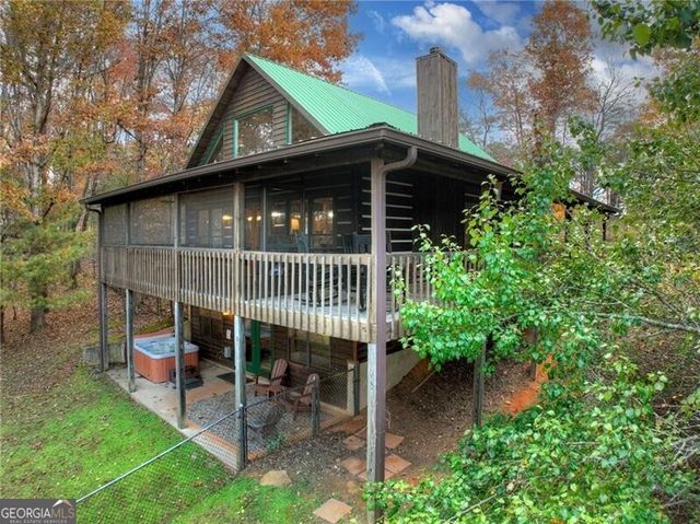 100 Arrow Way, Mineral Bluff, GA 30559