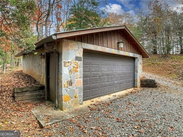 100 Arrow Way, Mineral Bluff, GA 30559