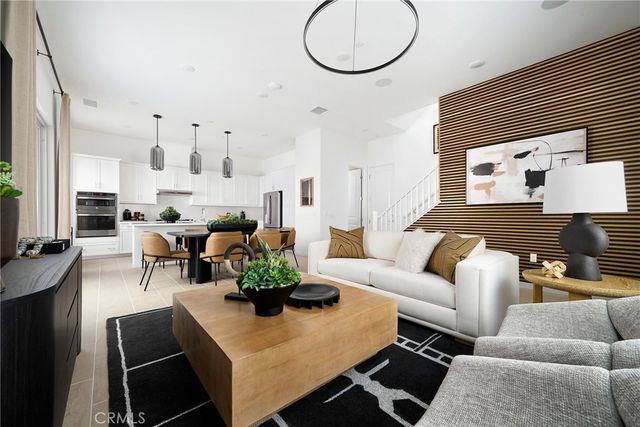 217 Blue Wing, Irvine, CA 92618