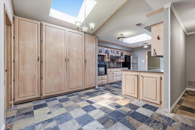 5916 Encore Drive, Dallas, TX 75240