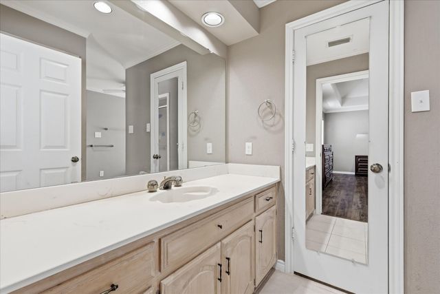 5916 Encore Drive, Dallas, TX 75240