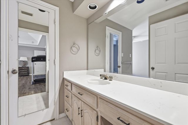 5916 Encore Drive, Dallas, TX 75240