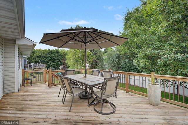 748 101st Lane NE, Blaine, MN 55434