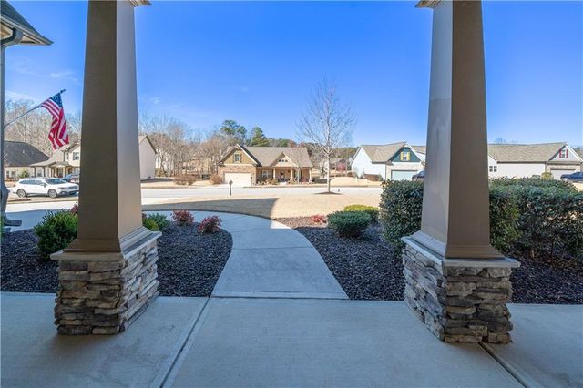 248 Azalea Lakes Drive, Dallas, GA 30157