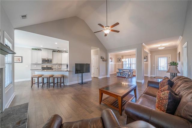 248 Azalea Lakes Drive, Dallas, GA 30157