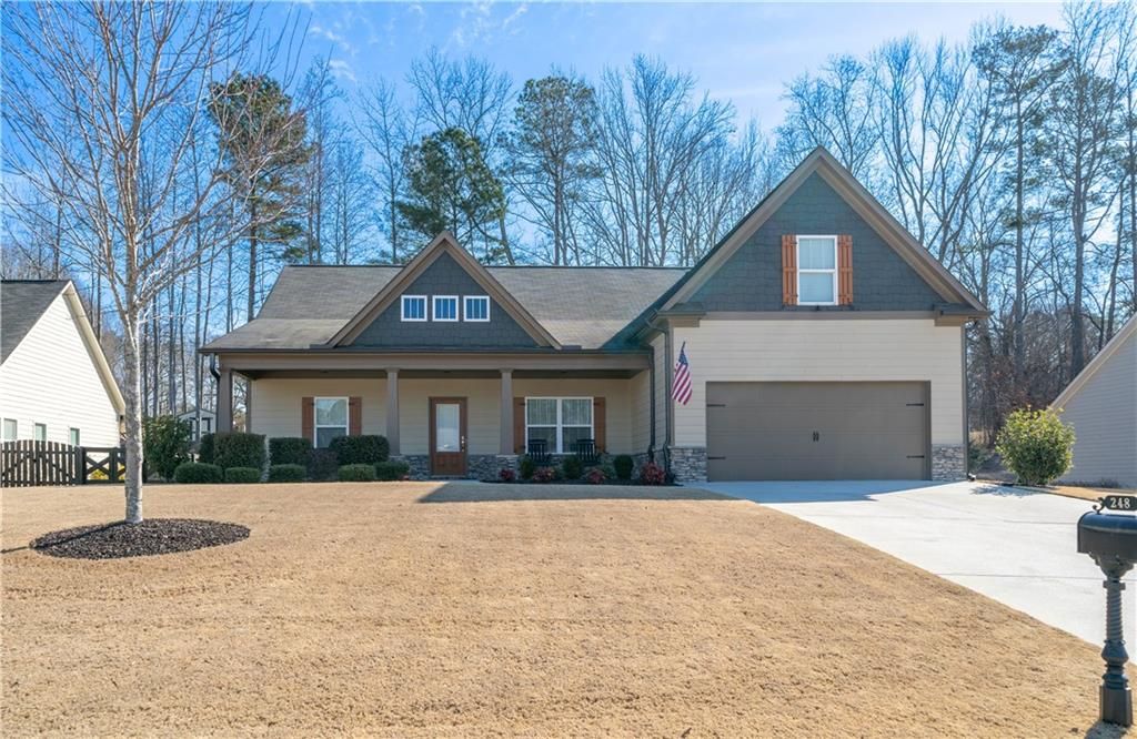 248 Azalea Lakes Drive, Dallas, GA 30157