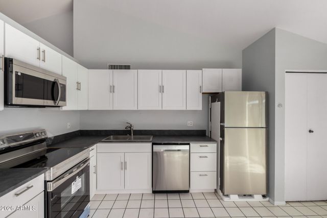 5960 W OREGON Avenue 170, Glendale, AZ 85301