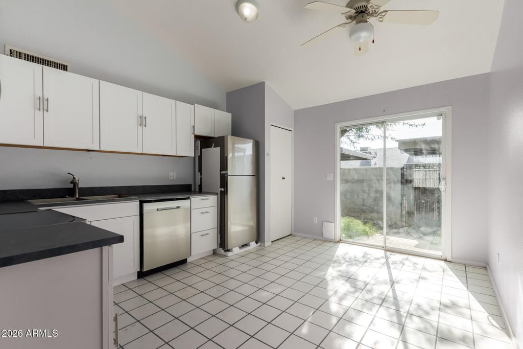 5960 W OREGON Avenue 170, Glendale, AZ 85301