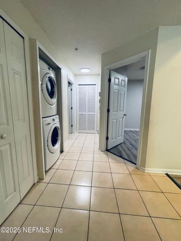 1418 MANOTAK POINT Drive 205, Jacksonville, FL 32210