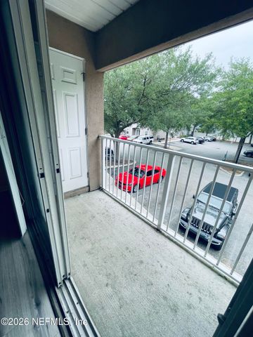 1418 MANOTAK POINT Drive 205, Jacksonville, FL 32210