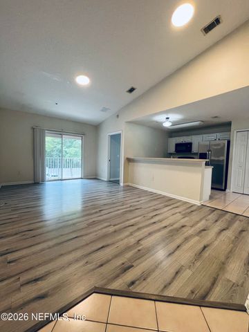 1418 MANOTAK POINT Drive 205, Jacksonville, FL 32210