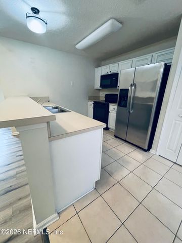 1418 MANOTAK POINT Drive 205, Jacksonville, FL 32210