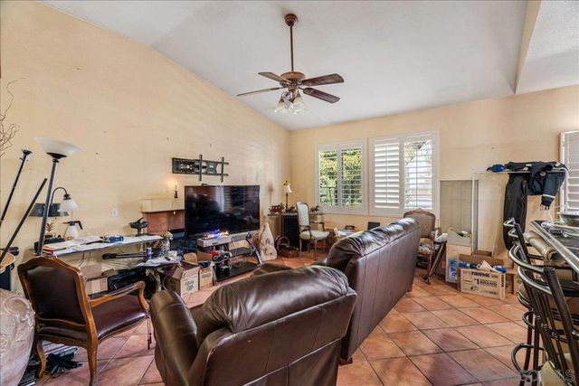 32764 Freesia Way, Temecula, CA 92592