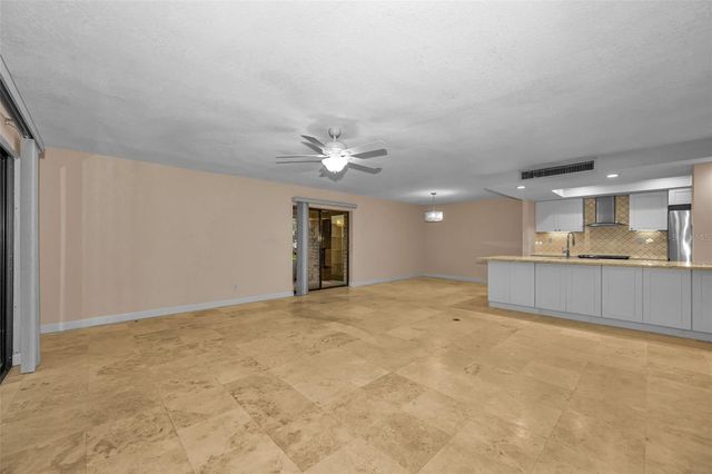 36750 US HIGHWAY 19 26-102, Palm Harbor, FL 34683