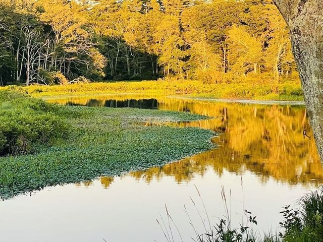 178 Shore Rd, East Brookfield, MA 01515