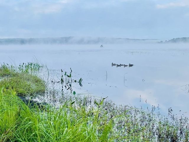 178 Shore Rd, East Brookfield, MA 01515