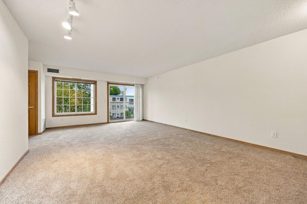 1600 Arundel Street 300, Saint Paul, MN 55117 — photo 4