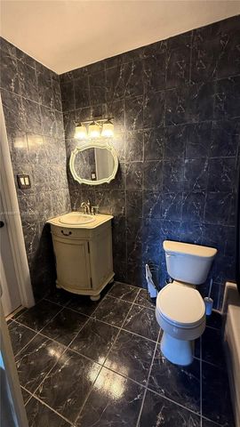 7961 Orleans St 2, Miramar, FL 33023