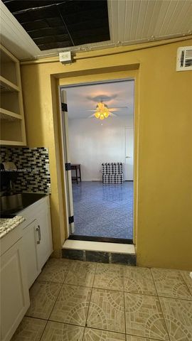 7961 Orleans St 2, Miramar, FL 33023