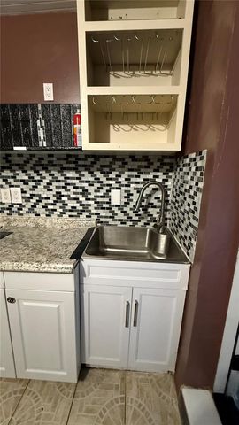 7961 Orleans St 2, Miramar, FL 33023