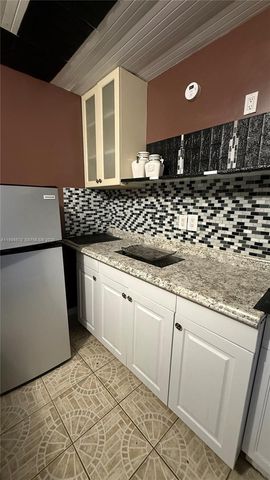 7961 Orleans St 2, Miramar, FL 33023