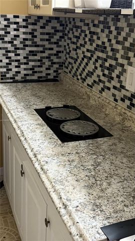 7961 Orleans St 2, Miramar, FL 33023