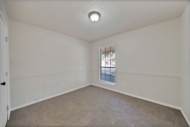 5300 Stagetrail Drive, Arlington, TX 76017