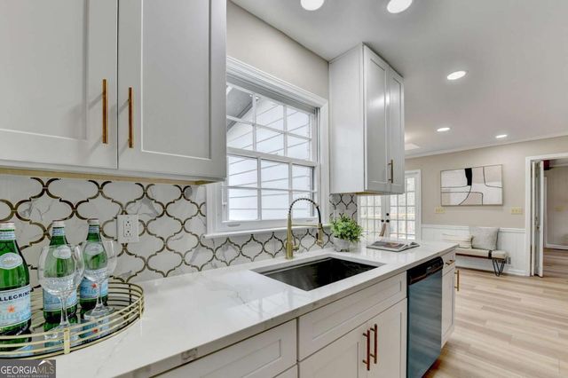 4929 Joy Lane SW, Lilburn, GA 30047