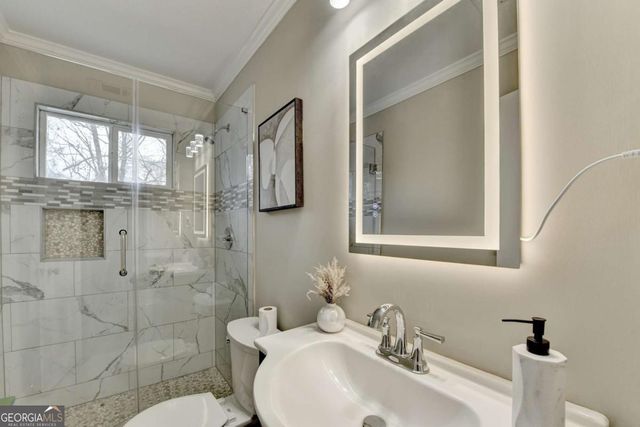 4929 Joy Lane SW, Lilburn, GA 30047