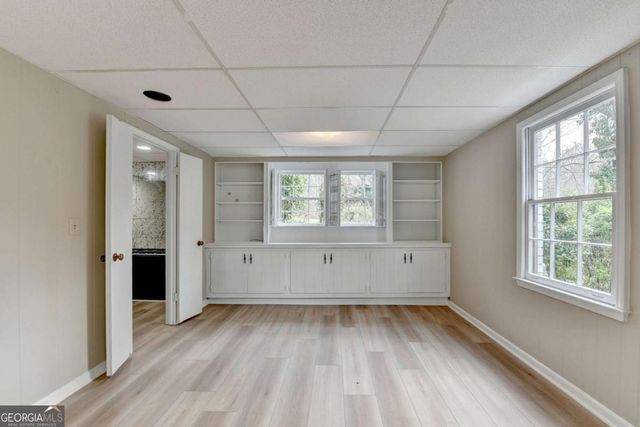 4929 Joy Lane SW, Lilburn, GA 30047