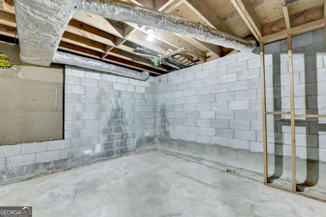 4929 Joy Lane SW, Lilburn, GA 30047