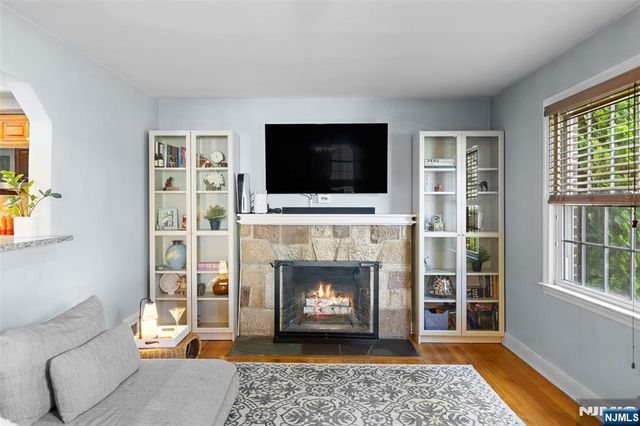 241 Hawthorne Street, Scotch Plains, NJ 07076