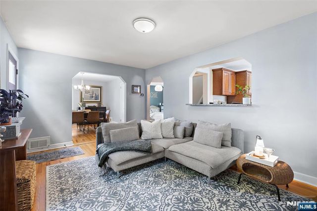 241 Hawthorne Street, Scotch Plains, NJ 07076