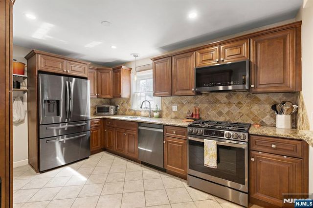 241 Hawthorne Street, Scotch Plains, NJ 07076