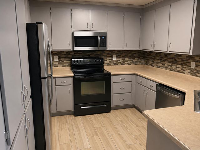 1604 Porter Way, Stockton, CA 95207
